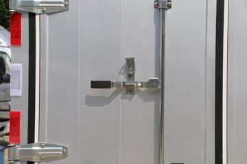 ���� ŷ����X 122���� 3.7�׵�����ʽ�Ῠ(����)(BJ5044XXY-FM)ͼƬ