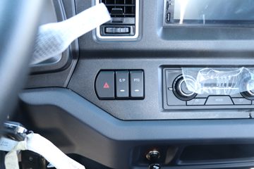 �������� ��ʨ 4.5T 4.15�׵��Ŵ��綯��ʽ�ῨͼƬ