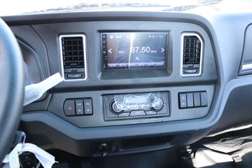 �������� ��ʨ 4.5T 4.15�׵��Ŵ��綯��ʽ�ῨͼƬ