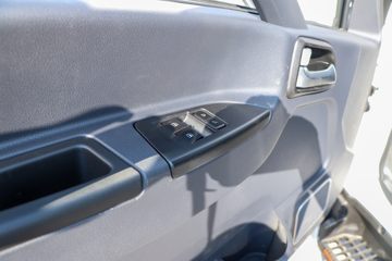 �������� ��ʨ 4.5T 4.15�׵��Ŵ��綯��ʽ�ῨͼƬ