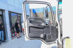 重汽王牌 瑞狮 4.5T 4.15米单排纯电动厢式轻卡(CDW5044XXYG331DZHBEV)