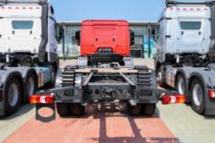 奔驰 Arocs 1833 4X2 消防车底盘(国六)