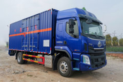 东风柳汽 新乘龙M3 220马力 4X2 6.8米易燃液体厢式运输车(永强牌)(YQ5180XRQL2)