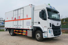 东风柳汽 乘龙H5 245马力 4X2 6.8米易燃液体厢式运输车(永强牌)(YQ5180XRQL2)