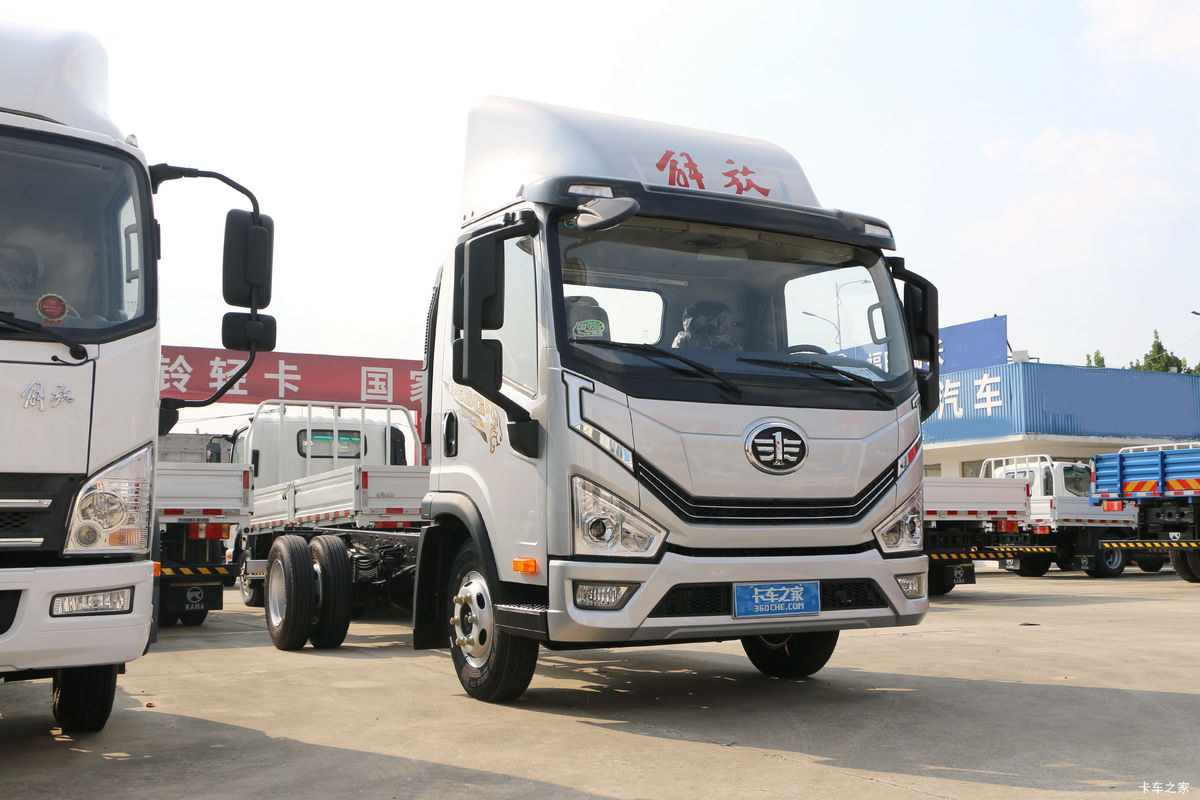 解放 虎6G宽体 160马力 4.16米AMT自动档单排厢式轻卡(国六)