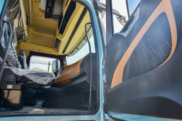 �����ؿ� ����X5000S 560���� 6X4 AMT�Զ���ǣ����ͼƬ