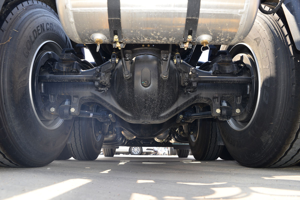 陕汽德龙X5000S 560马力 AMT牵引车 潍柴动力+2.714速比适配长途重载