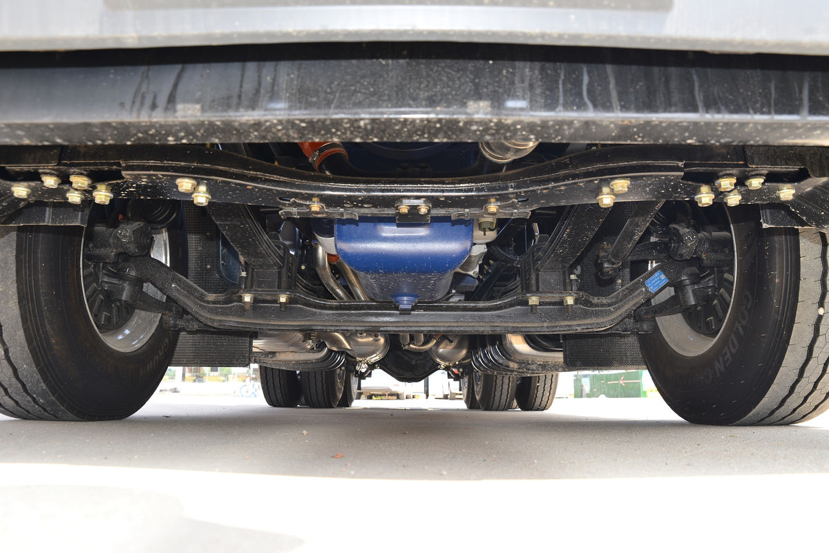 陕汽德龙X5000S 560马力 AMT牵引车 潍柴动力+2.714速比适配长途重载