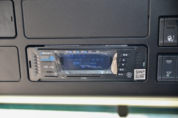 �����ؿ� ����X6000 ݼӢ�� 560���� 6X4 LNG�Զ���ǣ����(SX4259GE4TLQ2)ͼƬ