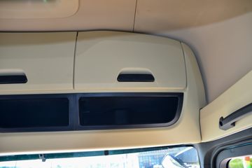 �����ؿ� ����X6000 ݼӢ�� 560���� 6X4 LNG�Զ���ǣ����(SX4259GE4TLQ2)ͼƬ