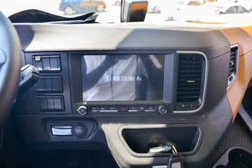 �����ؿ� ����X6000 ݼӢ�� 560���� 6X4 LNG�Զ���ǣ����(SX4259GE4TLQ2)ͼƬ