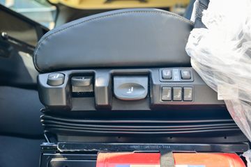 �����ؿ� ����X6000 ݼӢ�� 560���� 6X4 LNG�Զ���ǣ����(SX4259GE4TLQ2)ͼƬ