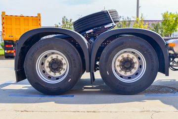 �����ؿ� ����X6000 ݼӢ�� 560���� 6X4 LNG�Զ���ǣ����(SX4259GE4TLQ2)ͼƬ