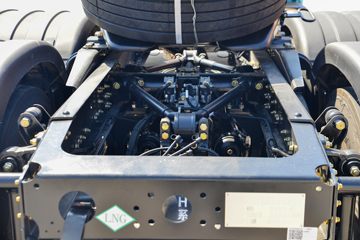 �����ؿ� ����X6000 ݼӢ�� 560���� 6X4 LNG�Զ���ǣ����(SX4259GE4TLQ2)ͼƬ