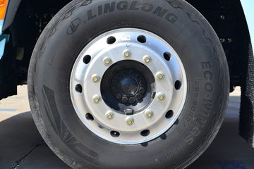 �����ؿ� ����X6000 ݼӢ�� 560���� 6X4 LNG�Զ���ǣ����(SX4259GE4TLQ2)ͼƬ