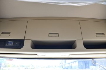 �����ؿ� ����L5000 ��ͨ�� 300���� 4X2 6.8��AMT�Զ��������ػ���(SX1189LA501F2)ͼƬ