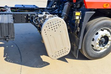 �����ؿ� ����L5000 ��ͨ�� 300���� 4X2 6.8��AMT�Զ��������ػ���(SX1189LA501F2)ͼƬ