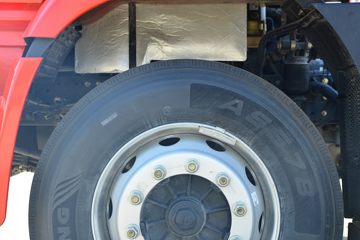 �����ؿ� ����L5000 ��ͨ�� 300���� 4X2 6.8��AMT�Զ��������ػ���(SX1189LA501F2)ͼƬ