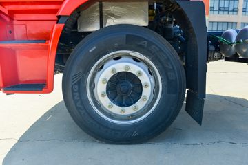 �����ؿ� ����L5000 ��ͨ�� 300���� 4X2 6.8��AMT�Զ��������ػ���(SX1189LA501F2)ͼƬ