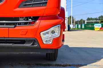 �����ؿ� ����M6000 300���� 4X2 6.75��AMT�Զ��������ػ���ͼƬ