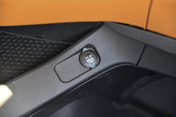 �����ؿ� ����M6000 300���� 4X2 6.75��AMT�Զ��������ػ���ͼƬ