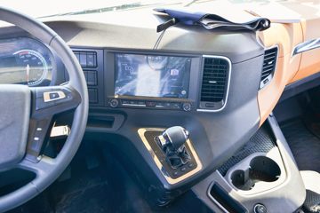 �����ؿ� ����M6000 300���� 4X2 6.75��AMT�Զ��������ػ���ͼƬ