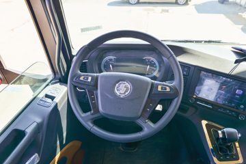 �����ؿ� ����M6000 300���� 4X2 6.75��AMT�Զ��������ػ���ͼƬ