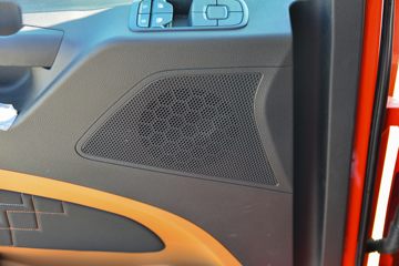 �����ؿ� ����M6000 300���� 4X2 6.75��AMT�Զ��������ػ���ͼƬ