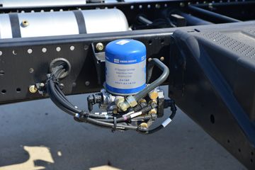 �����ؿ� ����M6000 300���� 4X2 6.75��AMT�Զ��������ػ���ͼƬ