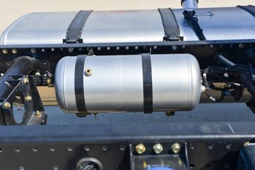 �����ؿ� ����M6000 300���� 4X2 6.75��AMT�Զ��������ػ���ͼƬ