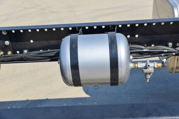 �����ؿ� ����M6000 300���� 4X2 6.75��AMT�Զ��������ػ���ͼƬ