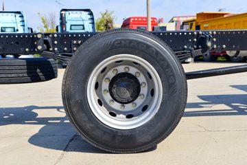 �����ؿ� ����M6000 300���� 4X2 6.75��AMT�Զ��������ػ���ͼƬ