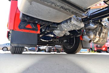 �����ؿ� ����M6000 300���� 4X2 6.75��AMT�Զ��������ػ���ͼƬ