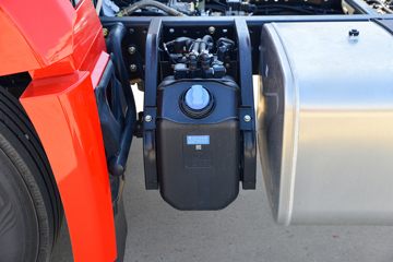 �����ؿ� ����M6000 300���� 4X2 6.75��AMT�Զ��������ػ���ͼƬ