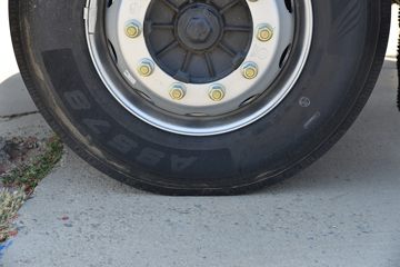 �����ؿ� ����M6000 300���� 4X2 6.75��AMT�Զ��������ػ���ͼƬ