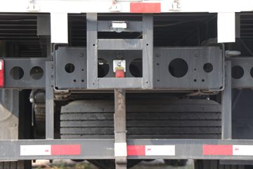  A5Xп 260 CNG 4X2 9.8ʽػ()(HFC5181XXYP2N3A70S)ͼƬ