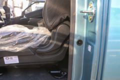 解放 虎6G 140马力 3.82米排半栏板轻卡