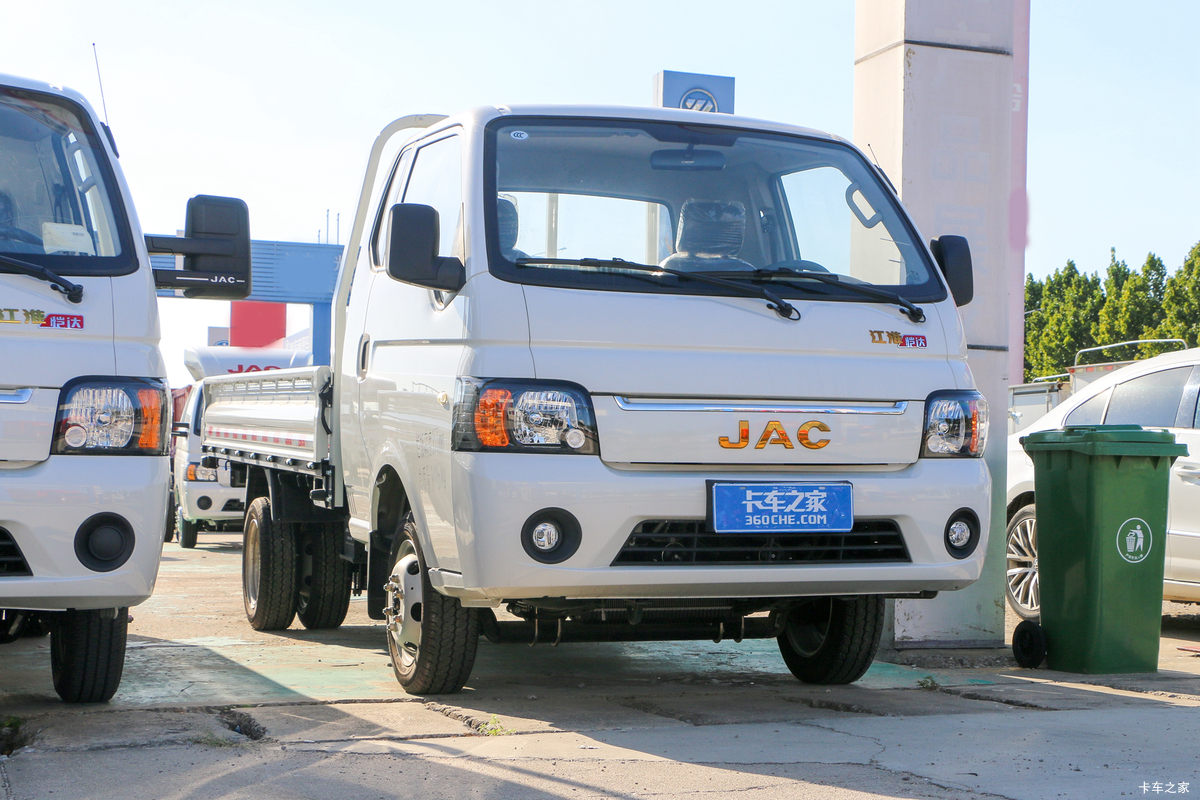 江淮 恺达X6 1.6L 120马力 汽油 3.31米排半栏板微卡