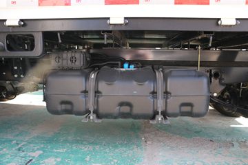 ���� ����X6 1.6L 120���� ���� 3.31���Ű�����΢��(HFC1036BV3E1B4S)ͼƬ