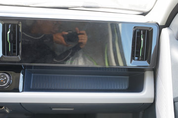 ���� ����Q 3T 3.09�׵��Ŵ��綯��ʽ΢��(BJ5030XXYEV72)41.86kWhͼƬ