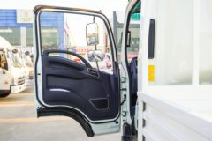 陕汽商用车 德龙G1 平台版 137马力 4.18米单排栏板轻卡(SX1041NP6331)