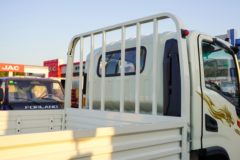 陕汽商用车 德龙G1 平台版 137马力 4.18米单排栏板轻卡(SX1041NP6331)