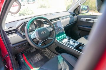 ����T8PRO 2023�� ���а� 2.0T���� 170���� �Զ����� ��˫��Ƥ��ͼƬ