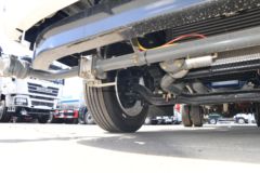 中国重汽HOWO 悍将 160马力 4X2 绿化喷洒车(绿叶牌)(JYJ5127GPSF)