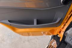 中国重汽成都商用车 豪沃V7重卡 400马力 6X4 6米自卸车(工程黄)