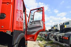 豪沃V7&nbsp;自卸车驾驶室                                               图片