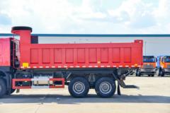 中国重汽成都商用车 豪沃V7重卡 400马力 6X4 6米自卸车