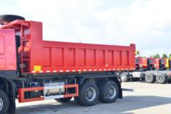 中国重汽成都商用车 豪沃V7重卡 400马力 6X4 6米自卸车