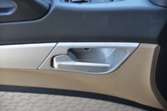 中国重汽 HOWO TX 350马力 6X4 易燃液体罐式运输车(专致牌)(YZZ5260GRYZ6) 中国重汽 HOWO TX 350马力 6X4 易燃液体罐式运输车(专致牌)(YZZ5260GRYZ6)