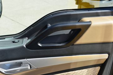 �й����� HOWO TX 330���� 6X2 7.8�������ػ���(����)(ZZ1257N43CJF1)ͼƬ